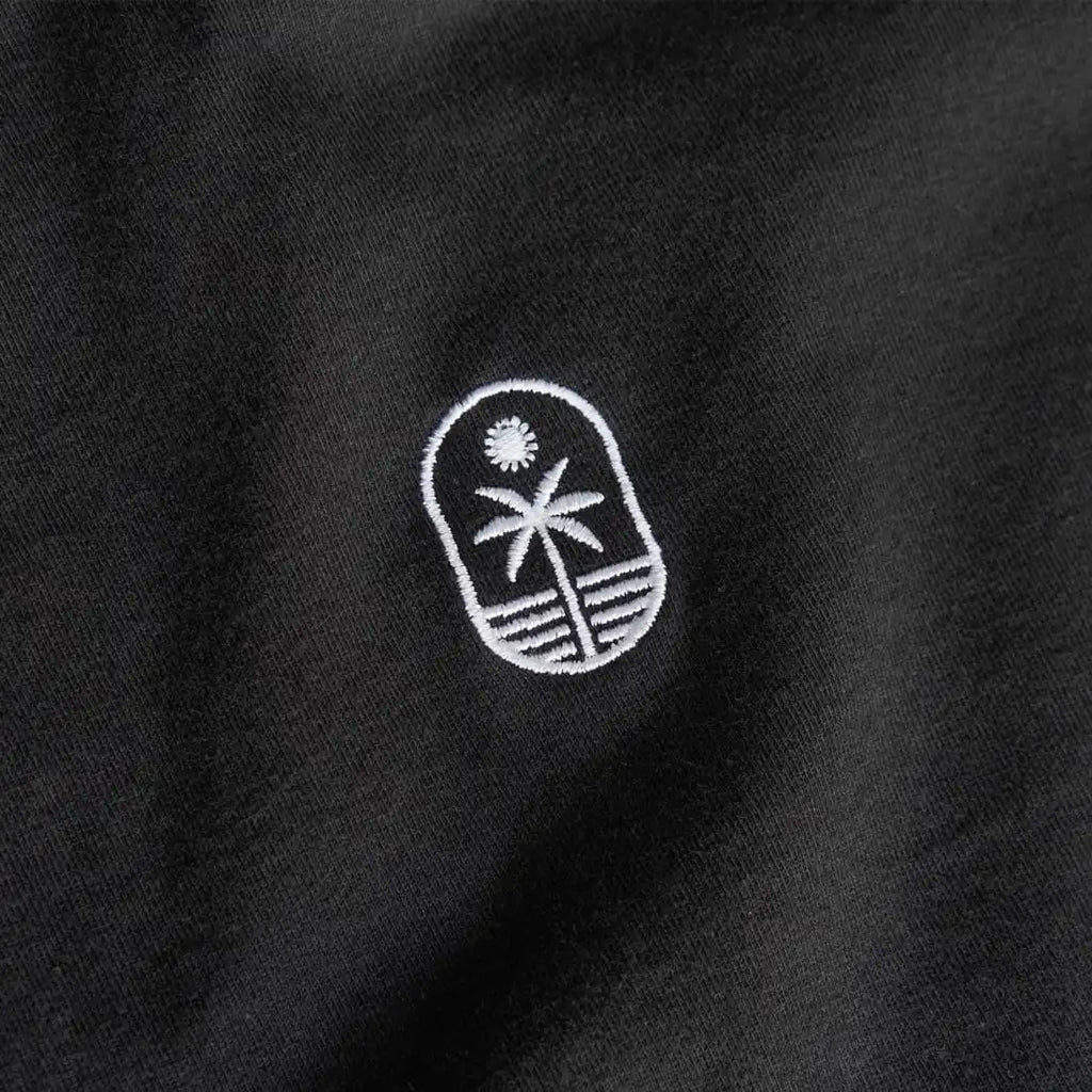 CARIBE_BORDADO_tshirts_negro_detail