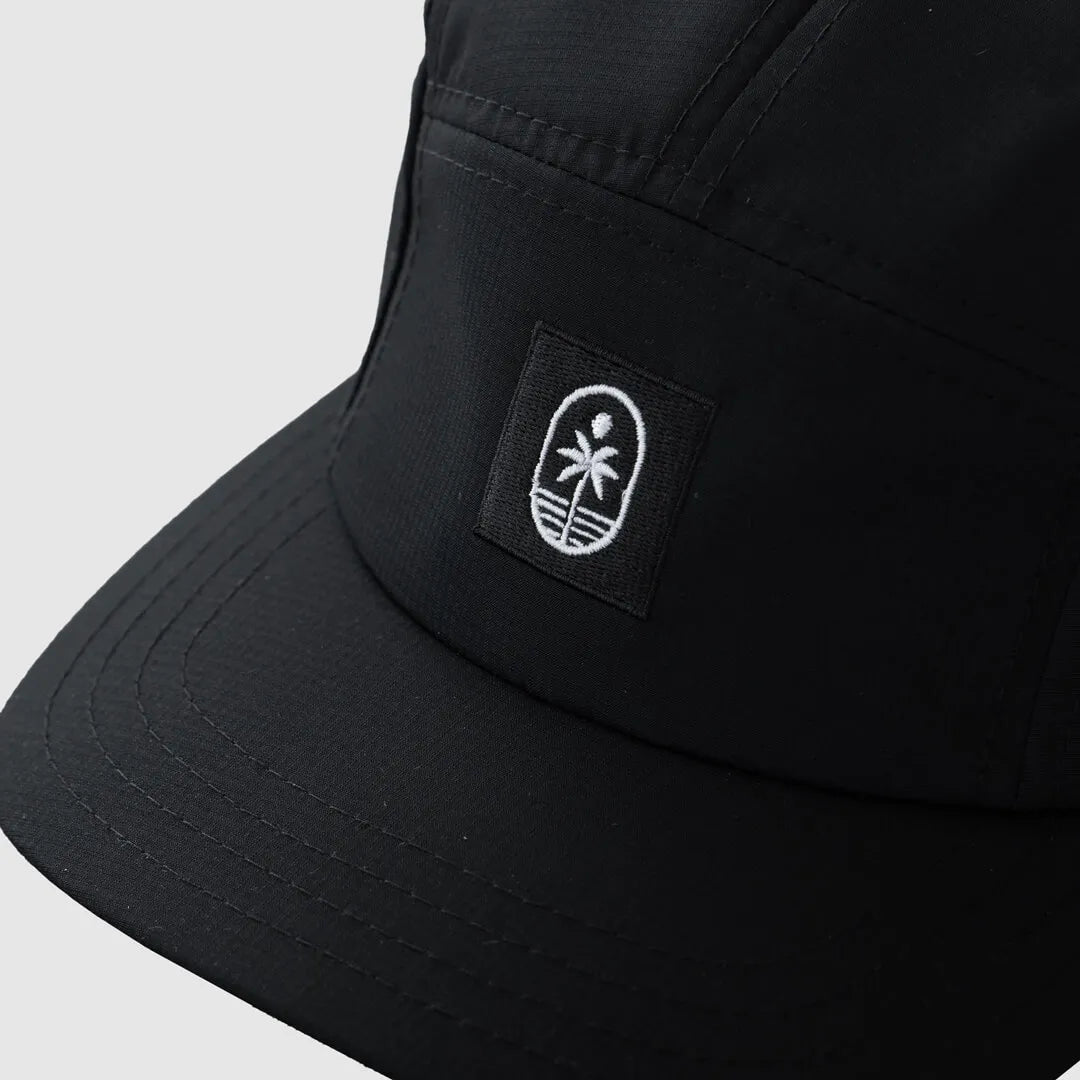 caribefijo_runnerhat_curved_BLACK_detail